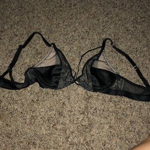 Unlined plunge bra